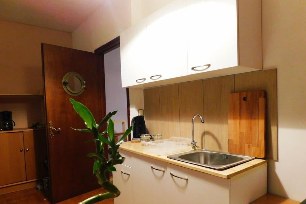 Ferienwohnung Marco Polo'S Mooring Cozy Navy House Anavyssos Exterior foto